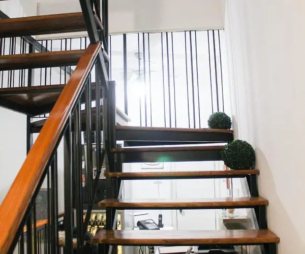 Last Minute * Ferrare